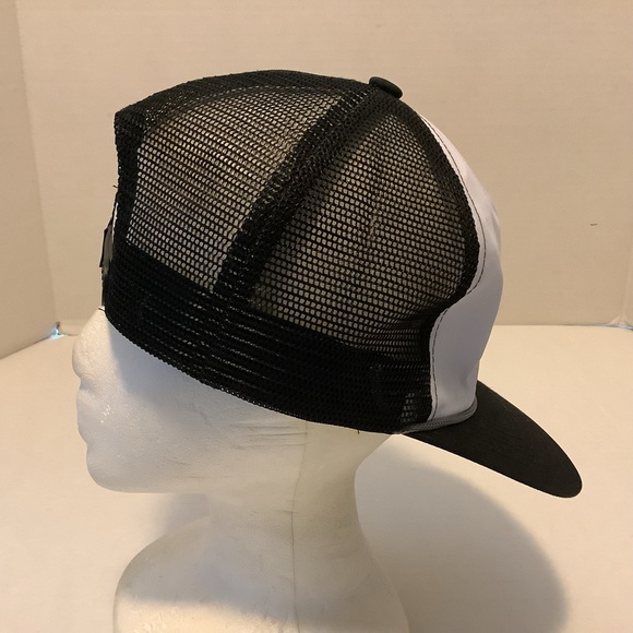Cribs Men’s Mesh SnapBack Truckers Hat Logo Criblfornia Patch Black/White - Picture 11 of 16